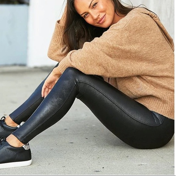 SPANX Faux Vegan Leather Leggings ICONIC - Picture 8 of 15